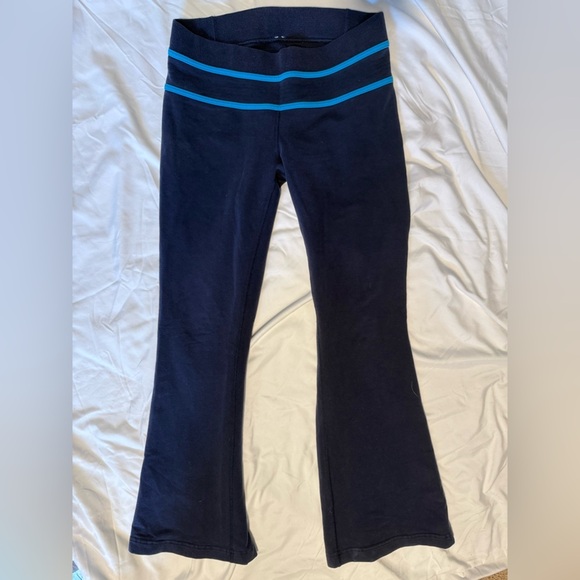 lululemon athletica Pants - Lululemon Navy Groove Pant w/ 28” inseam- EUC